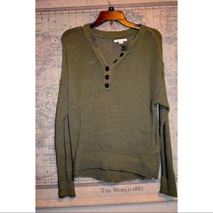 American Eagle Olive Sweater